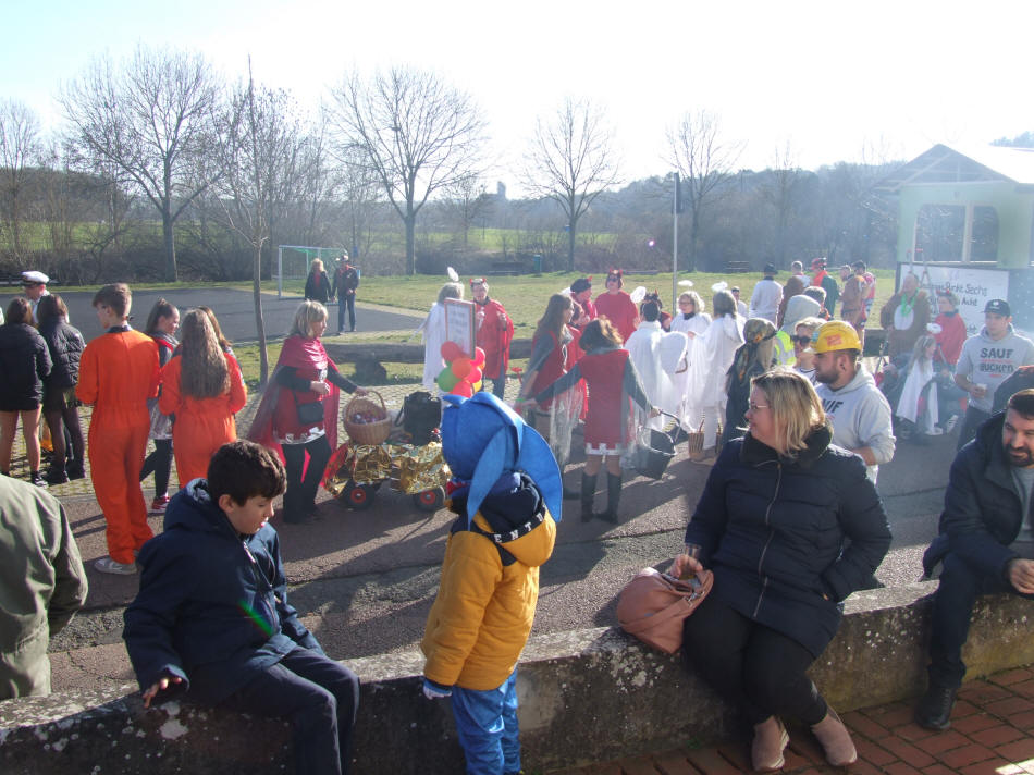 Rosenmontagszug 2023 in Dehrn