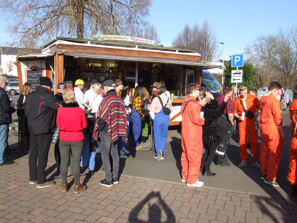 Rosenmontagszug 2023 in Dehrn