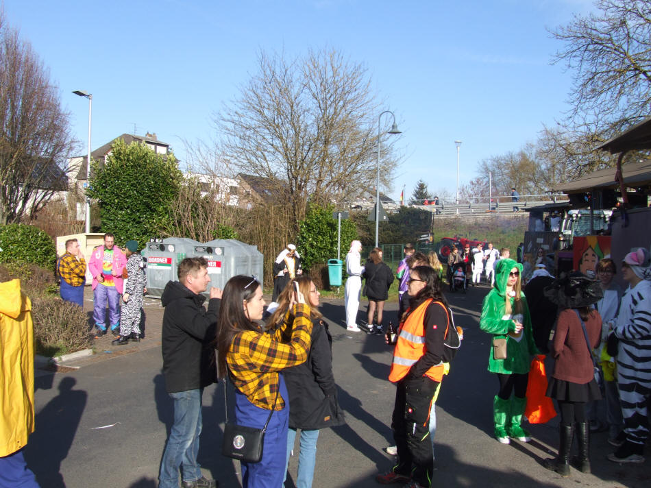 Rosenmontagszug 2023 in Dehrn