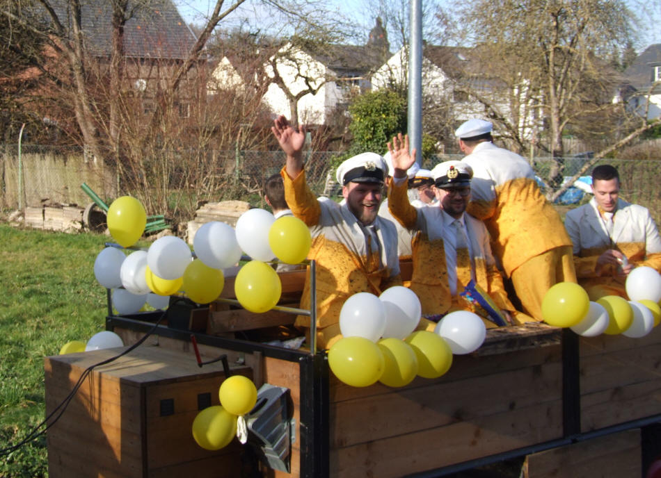 Rosenmontagszug 2018 in Dehrn