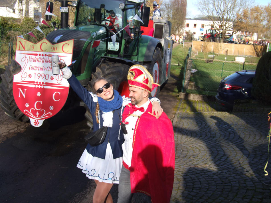 Rosenmontagszug 2023 in Dehrn