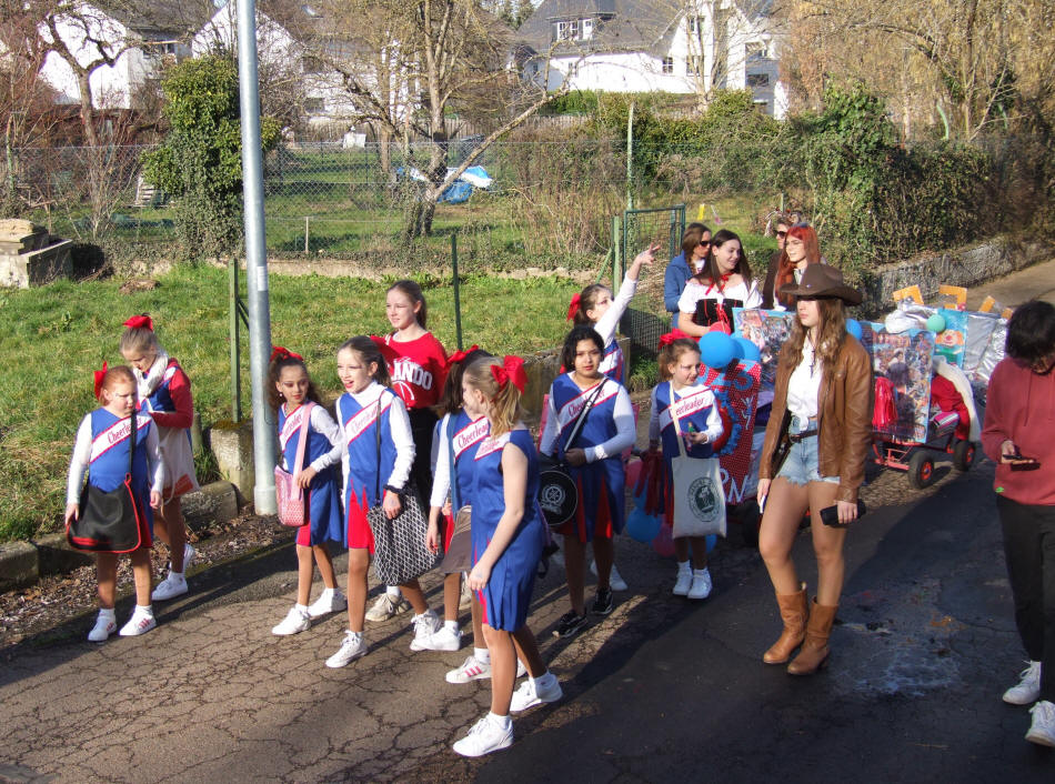 Rosenmontagszug 2023 in Dehrn