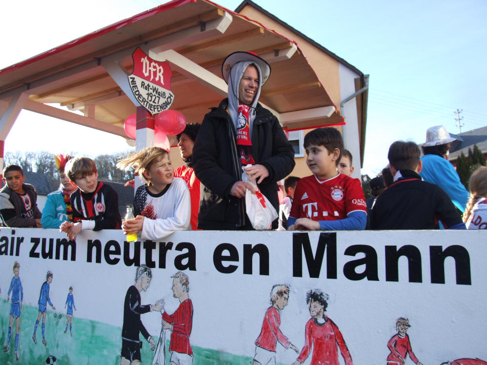 Rosenmontagszug 2023 in Dehrn