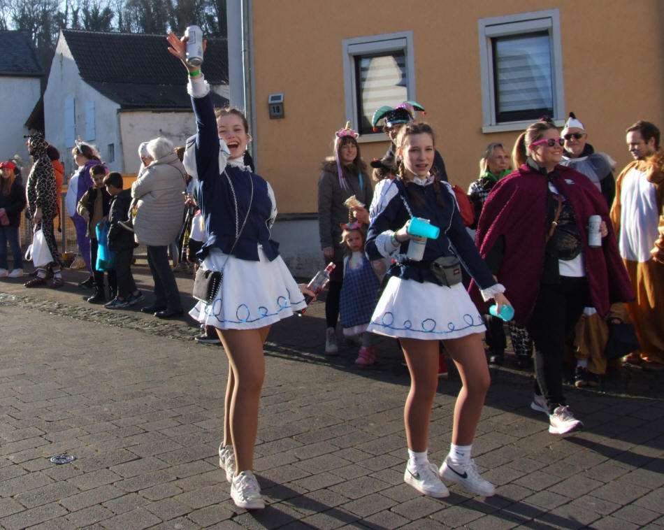 Rosenmontagszug 2023 in Dehrn