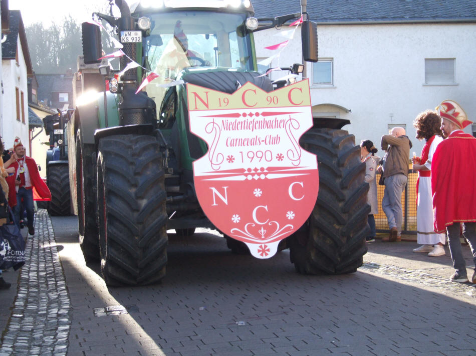 Rosenmontagszug 2023 in Dehrn