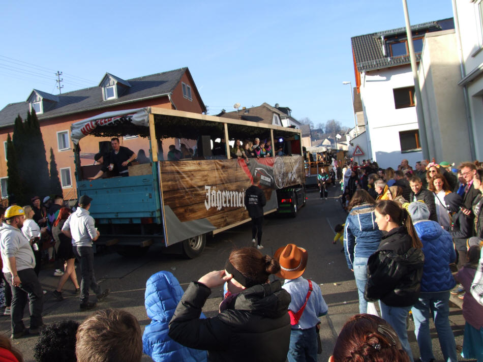 Rosenmontagszug 2023 in Dehrn