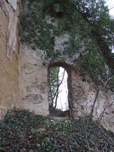 Durchgang in der Mauer