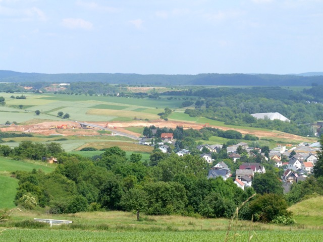 Blick von der neuen Schloss-Zufahrt